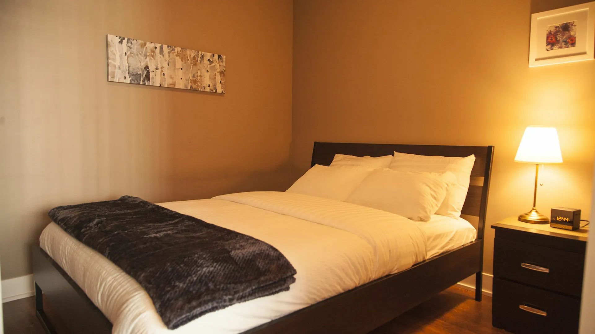 Red Maple Suites - Blue Jays Way Toronto 0*,