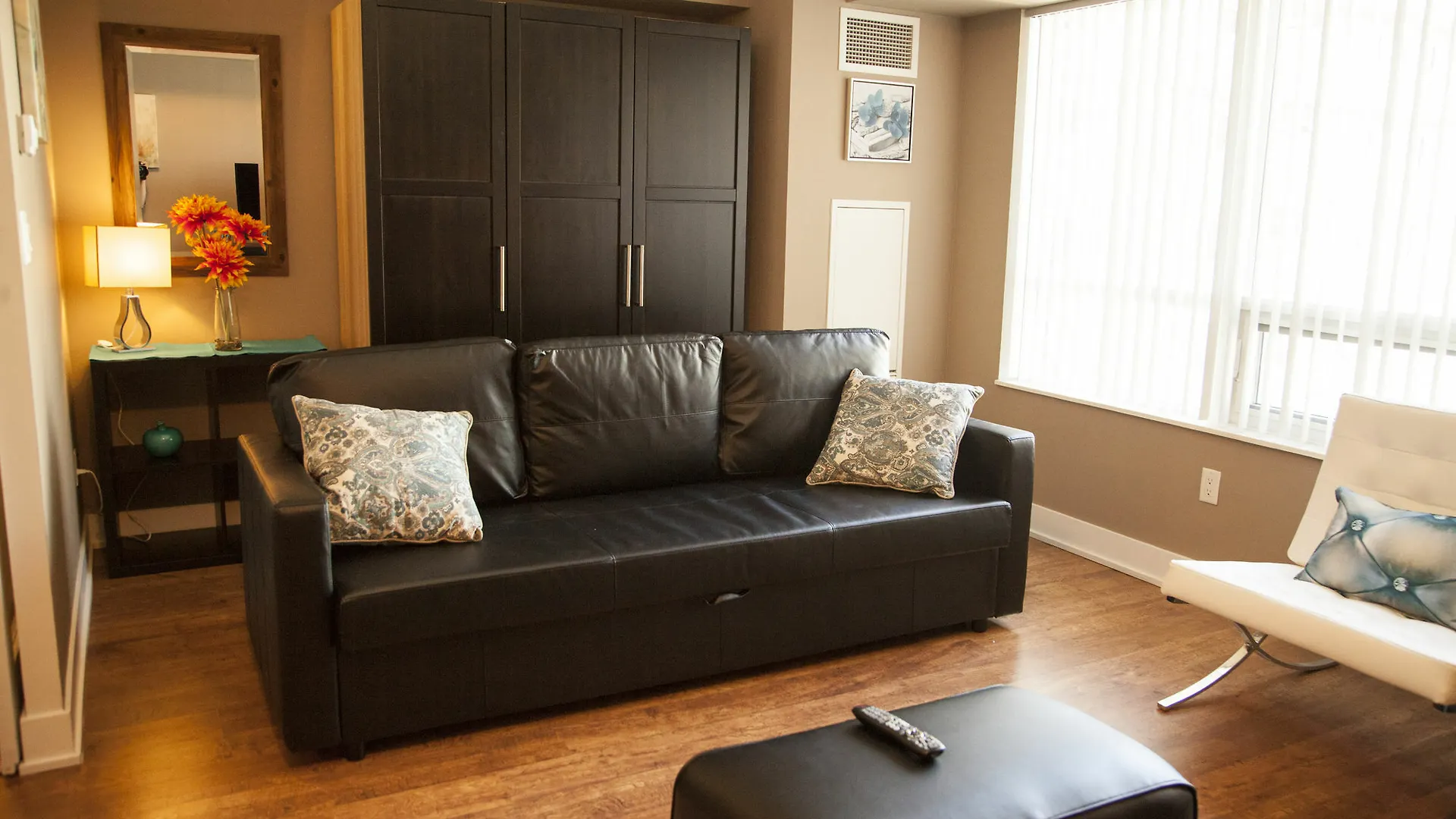 Red Maple Suites - Blue Jays Way Toronto 0*,  Canada